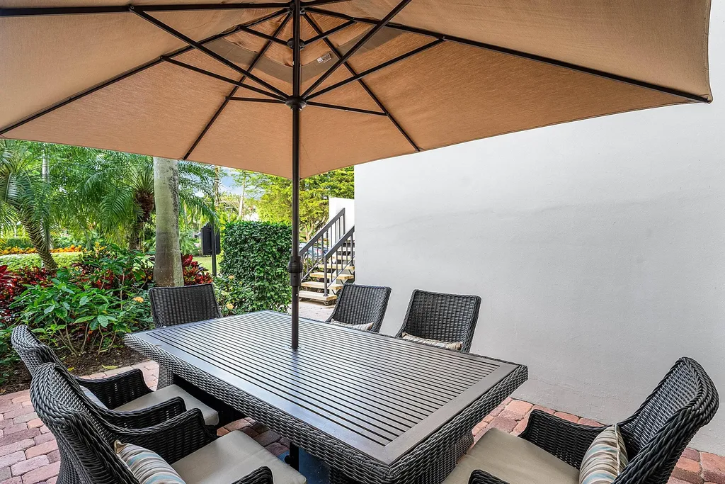 3954 Quail Ridge Drive N Boynton Beach FL 33436