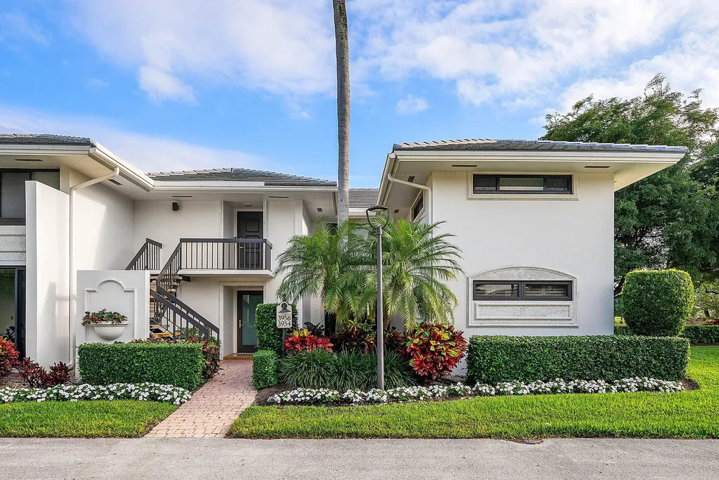 3954 Quail Ridge Drive N Boynton Beach FL 33436