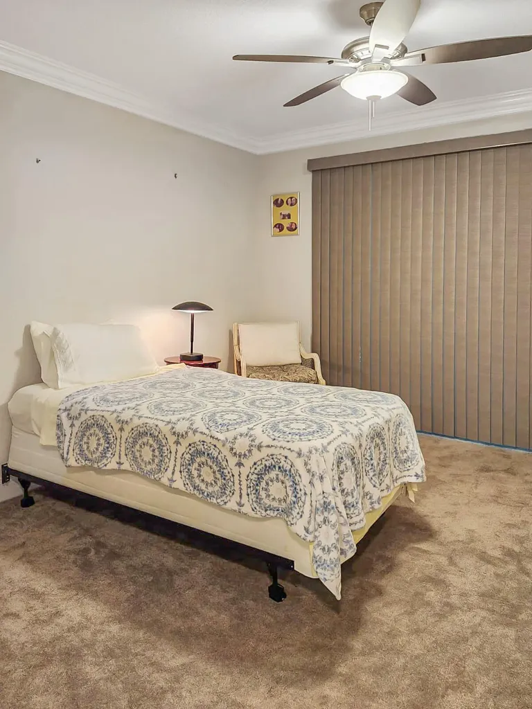 301 Farnham M Deerfield Beach FL 33442