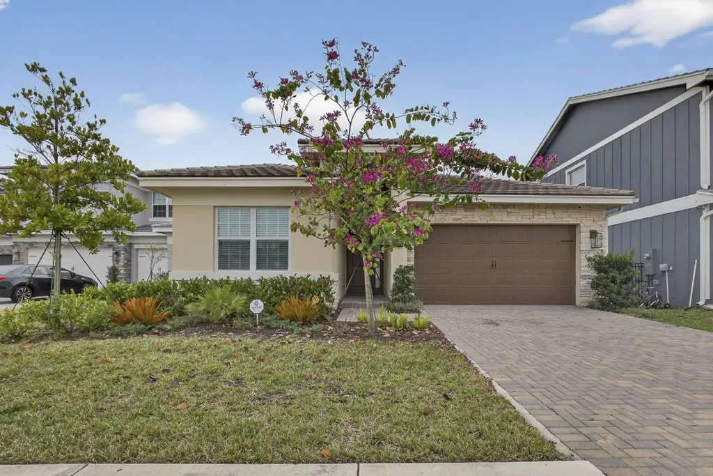1411 Thistle Place Loxahatchee FL 33470