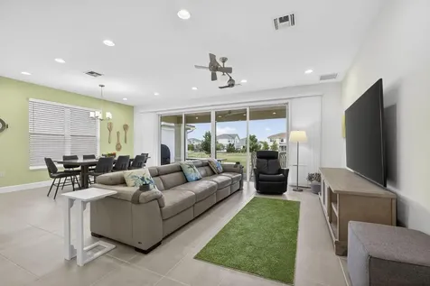 1411 Thistle Place Loxahatchee FL 33470
