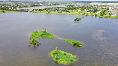 1411 Thistle Place Loxahatchee FL 33470