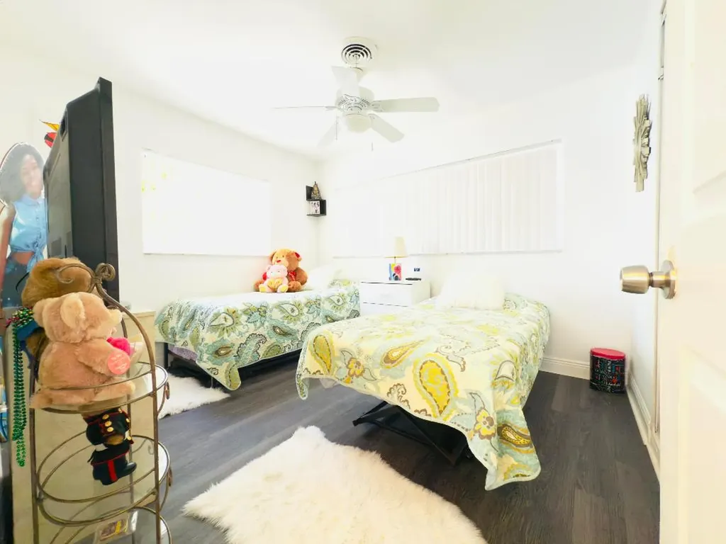 230 NE 25th Street Pompano Beach FL 33064