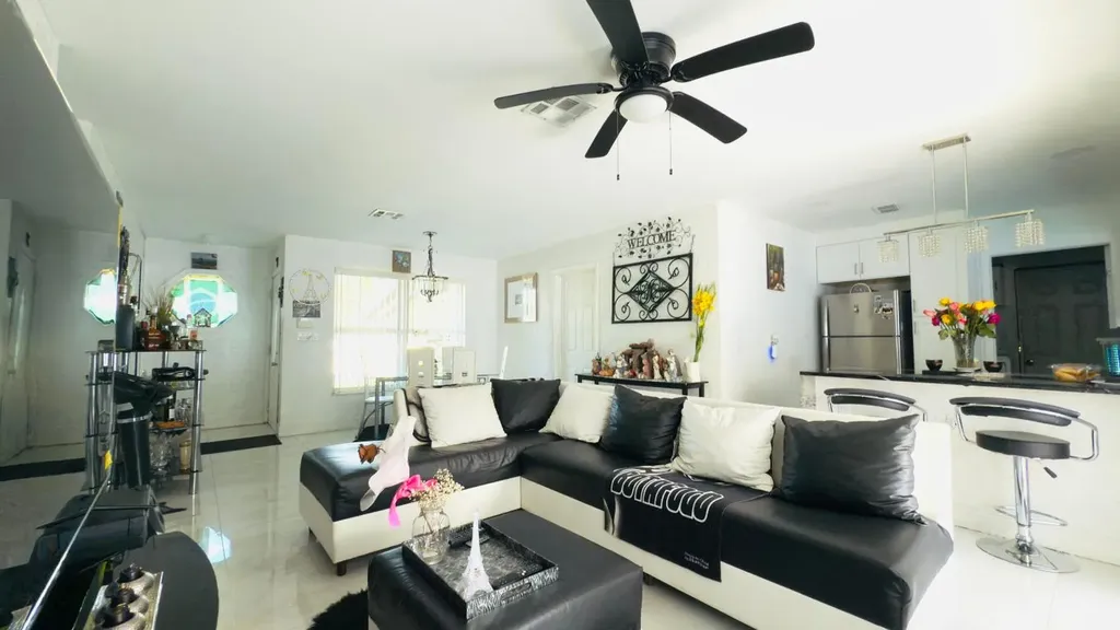 230 NE 25th Street Pompano Beach FL 33064