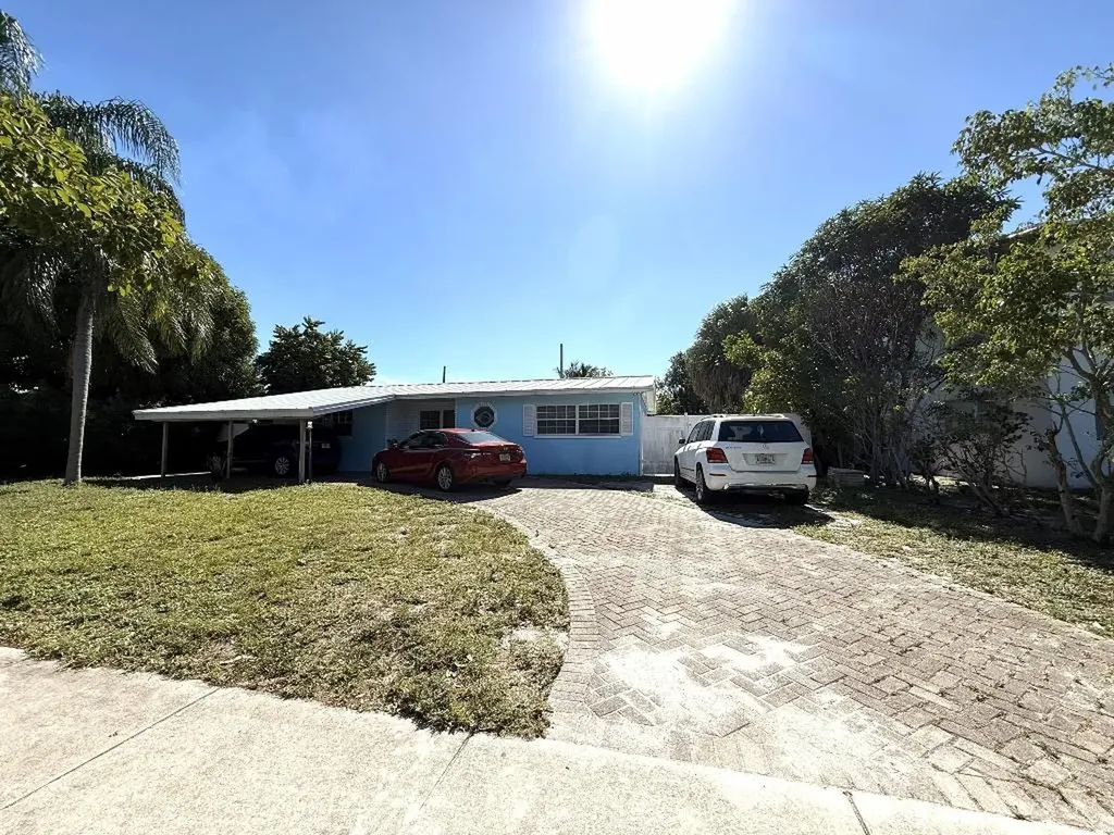 230 NE 25th Street Pompano Beach FL 33064