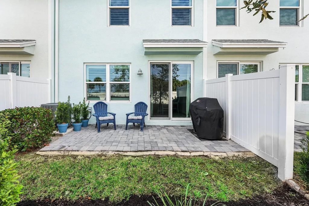 329 SE Halifax Lane Stuart FL 34994
