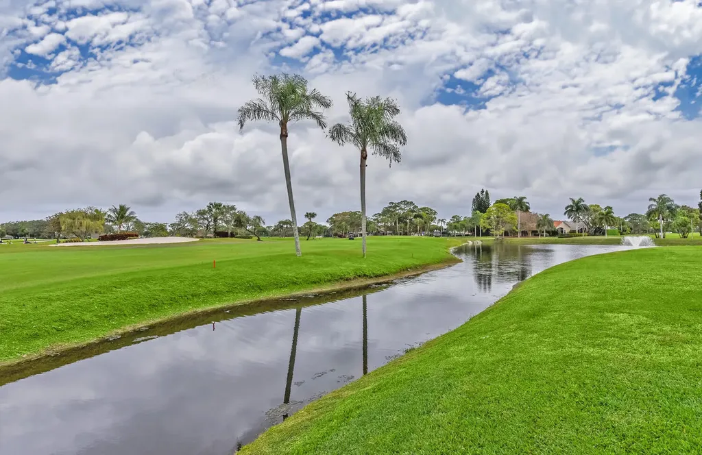 13054 Touchstone Place Palm Beach Gardens FL 33418