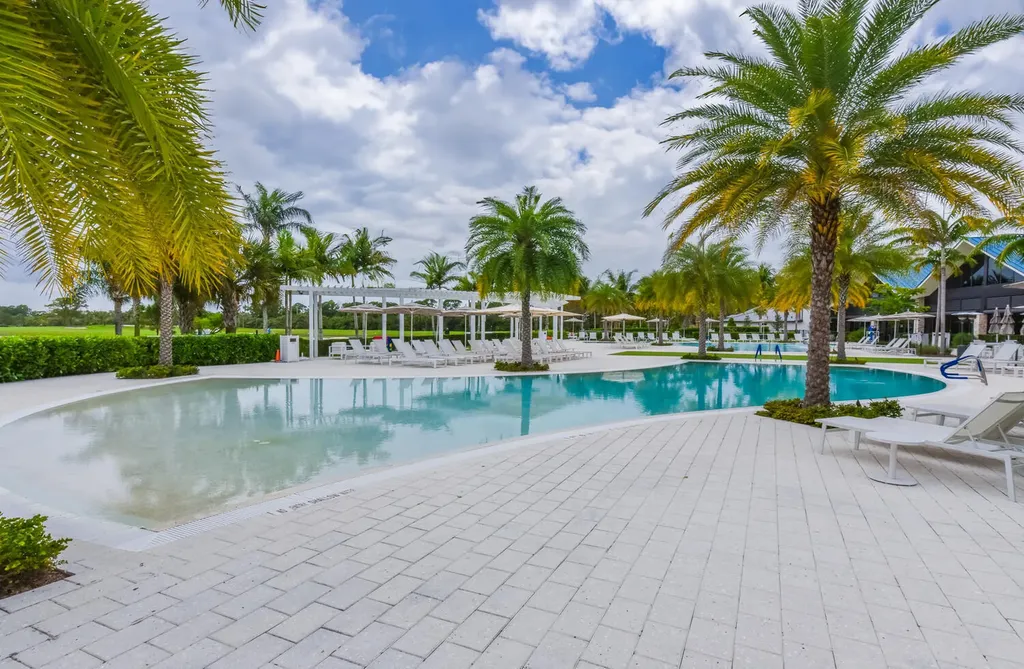 13054 Touchstone Place Palm Beach Gardens FL 33418
