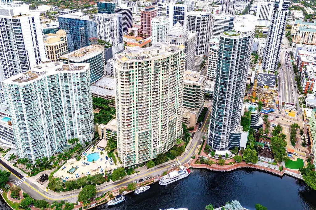411 N New River Drive Fort Lauderdale FL 33301