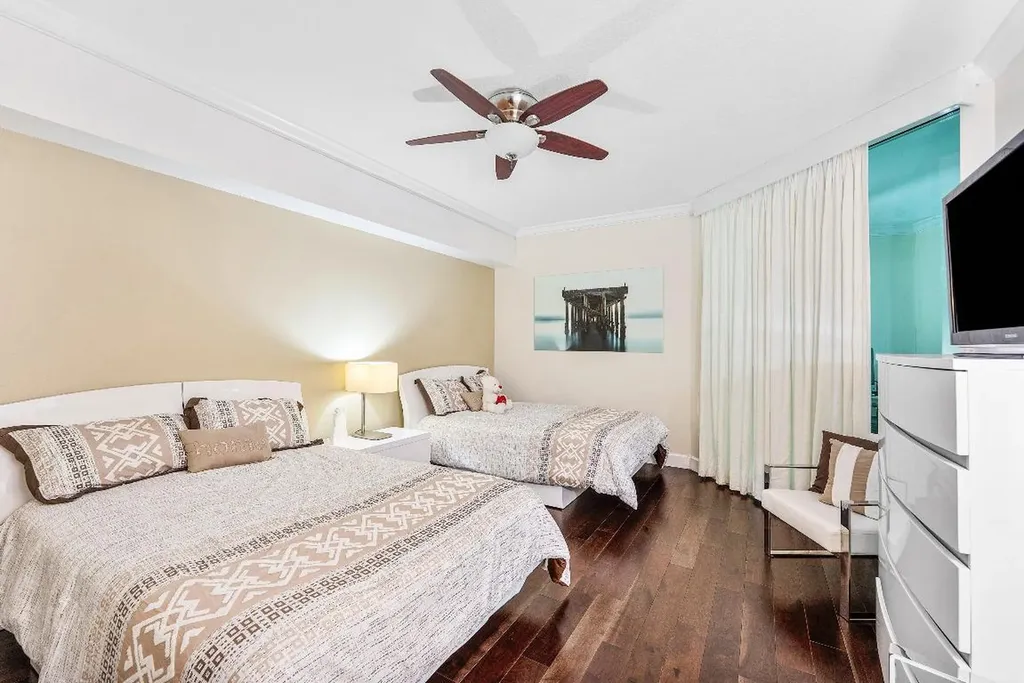 411 N New River Drive Fort Lauderdale FL 33301