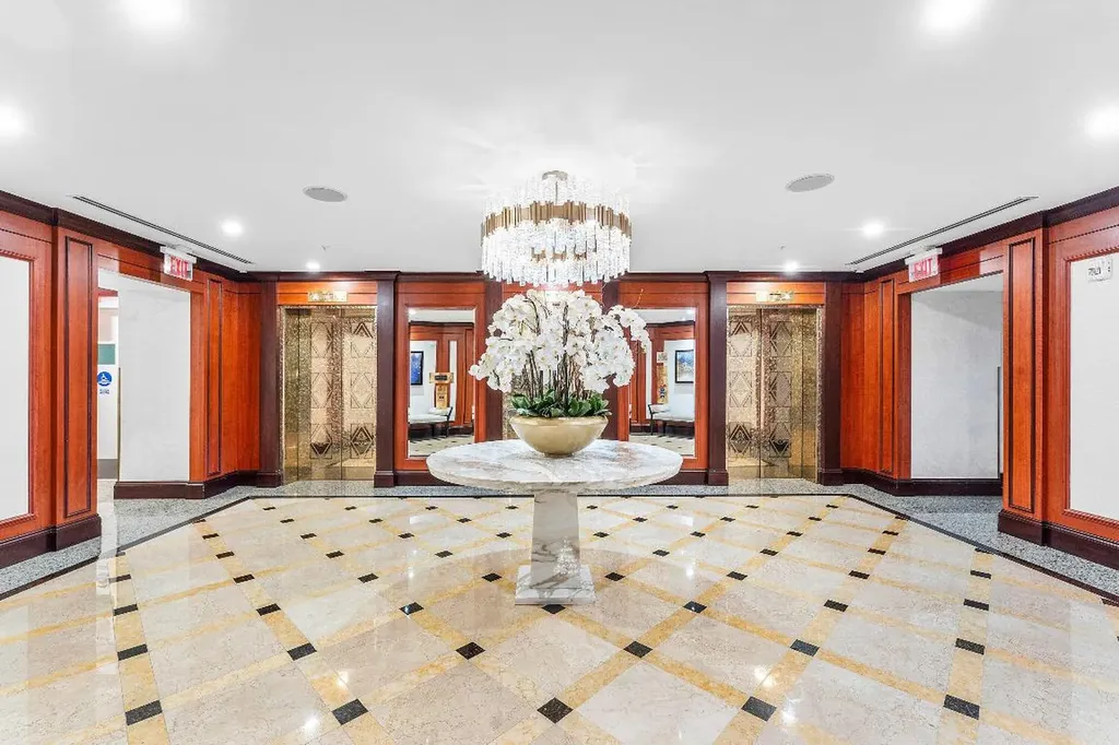 411 N New River Drive Fort Lauderdale FL 33301