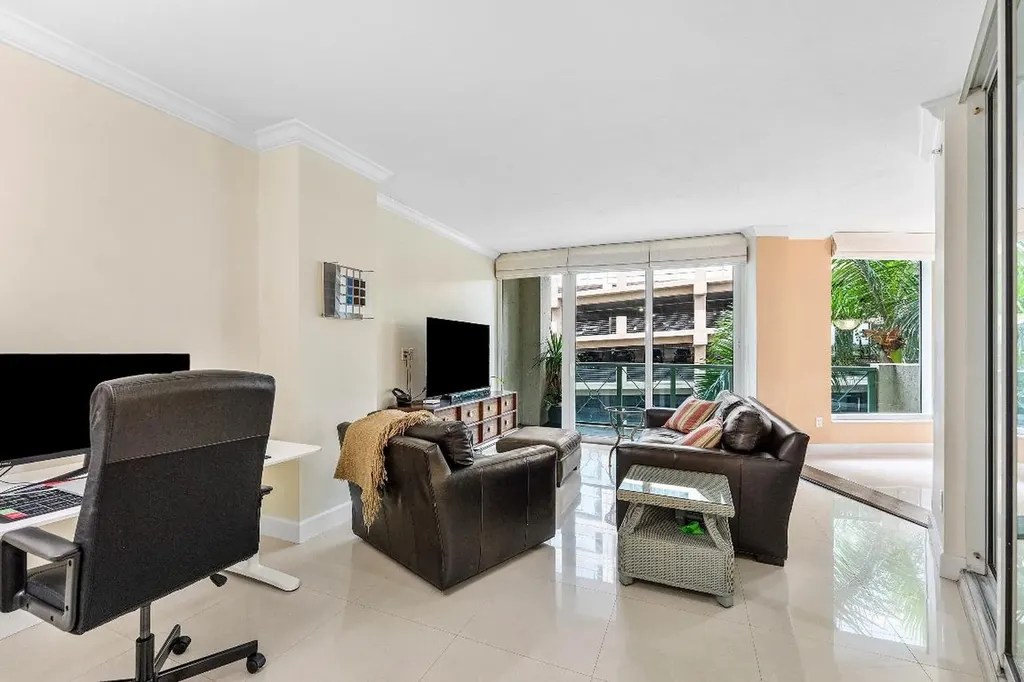 411 N New River Drive Fort Lauderdale FL 33301