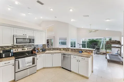6077 Slice Court Boynton Beach FL 33437