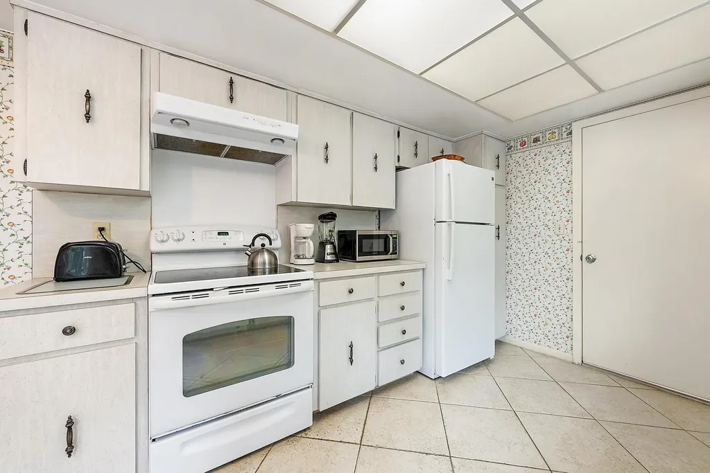 400 S Ocean Boulevard Manalapan FL 33462