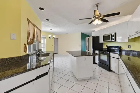 2450 SE Perugia Street Port St Lucie FL 34952