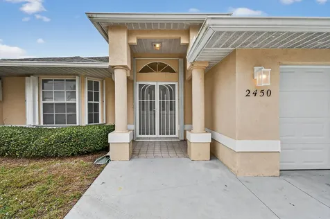 2450 SE Perugia Street Port St Lucie FL 34952