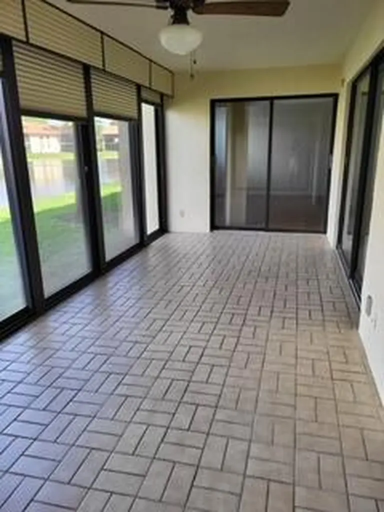 10215 N Circle Lake Drive Boynton Beach FL 33437