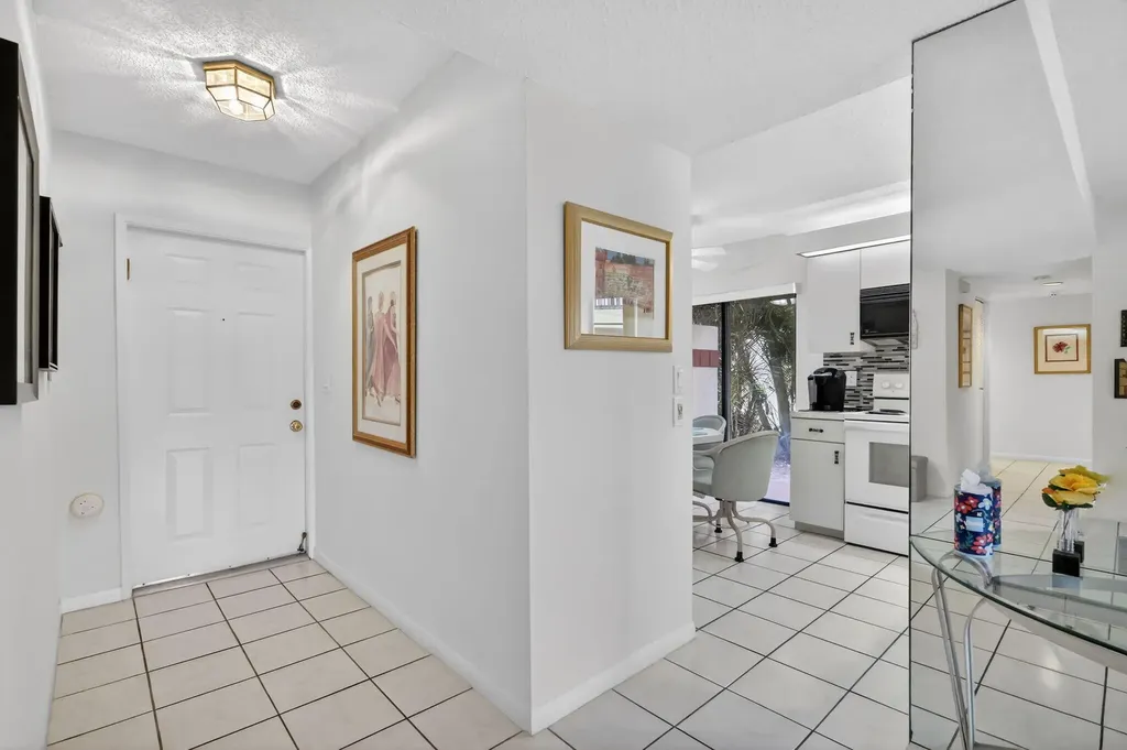 10215 N Circle Lake Drive Boynton Beach FL 33437