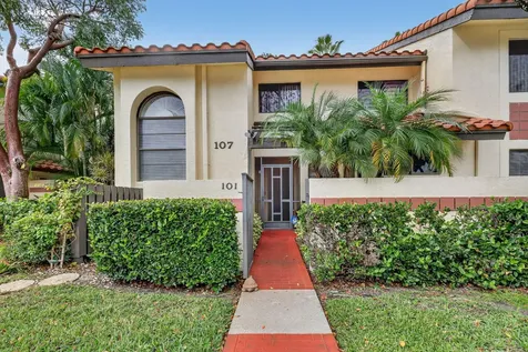 10215 N Circle Lake Drive Boynton Beach FL 33437
