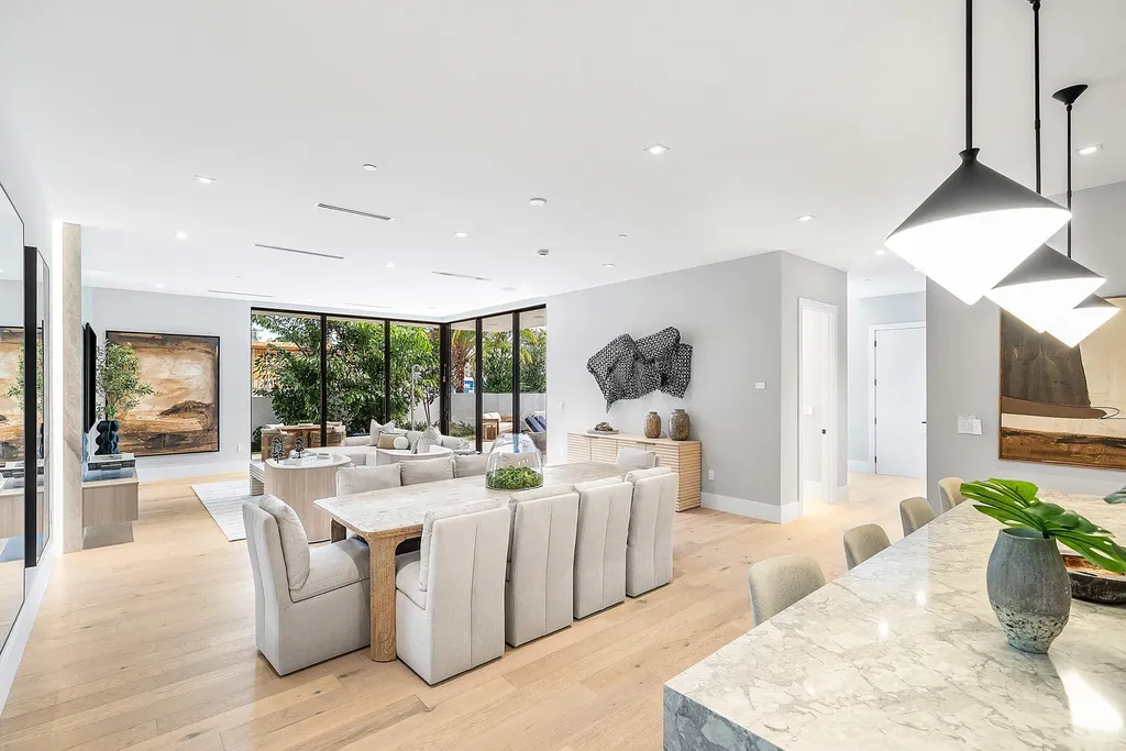 810 Andrews Avenue Delray Beach FL 33483