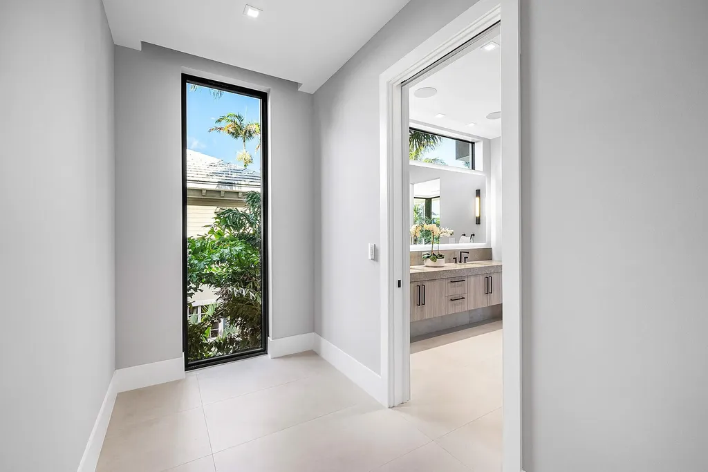 810 Andrews Avenue Delray Beach FL 33483