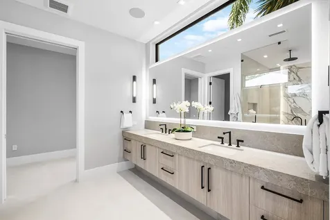 810 Andrews Avenue Delray Beach FL 33483