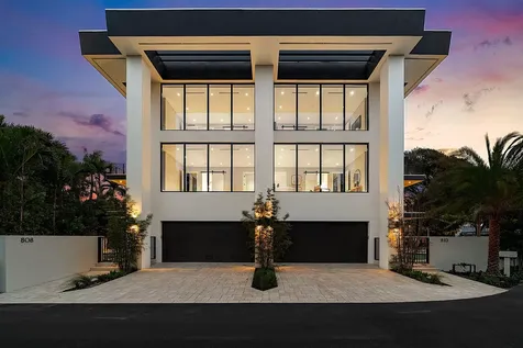 810 Andrews Avenue Delray Beach FL 33483