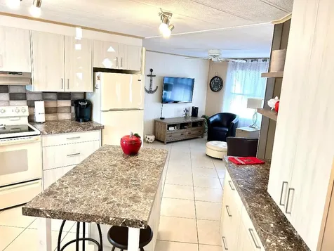 39012 Gayle Bay Boynton Beach FL 33436