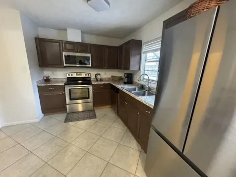 882 SE Walters Terrace Port St Lucie FL 34983