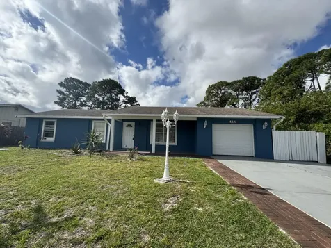 882 SE Walters Terrace Port St Lucie FL 34983