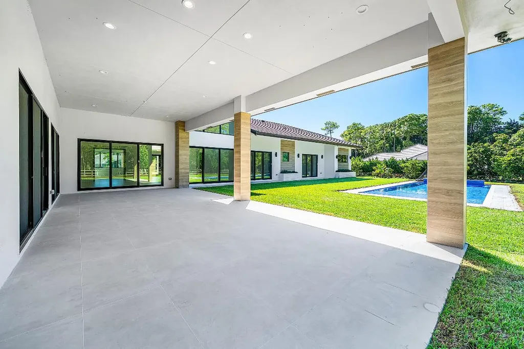 14817 Paddock Drive Wellington FL 33414