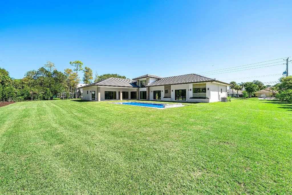14817 Paddock Drive Wellington FL 33414