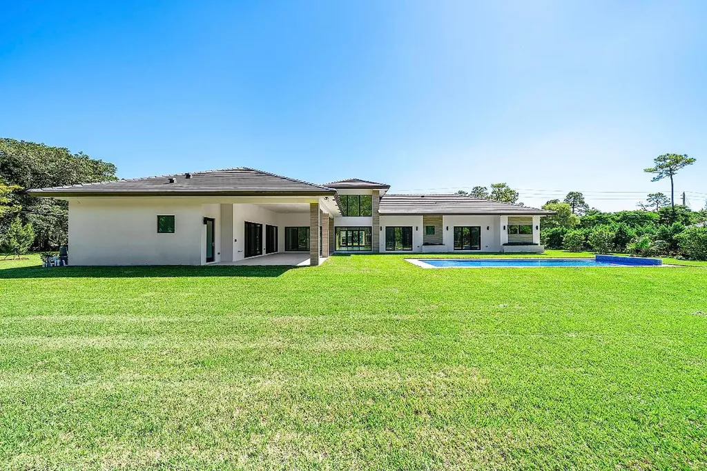 14817 Paddock Drive Wellington FL 33414