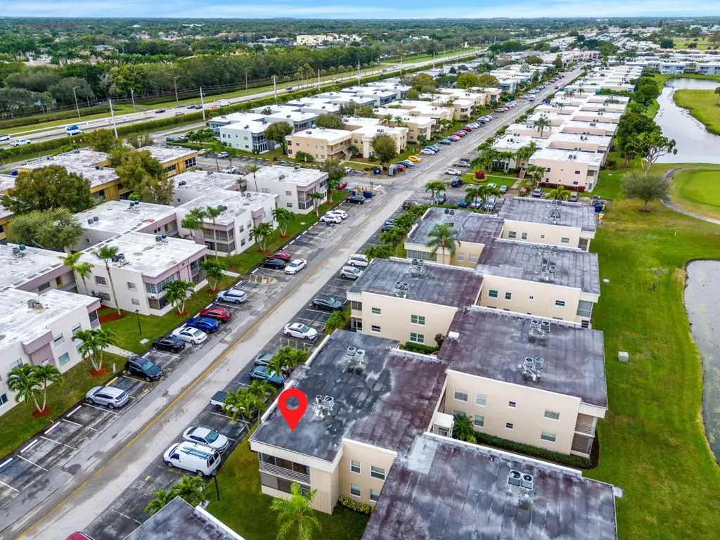 325 Capri G Delray Beach FL 33484
