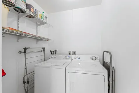 325 Capri G Delray Beach FL 33484