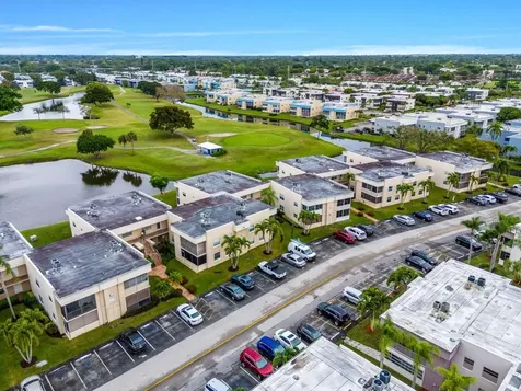 325 Capri G Delray Beach FL 33484
