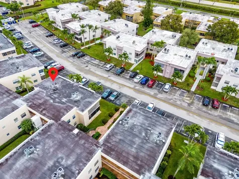 325 Capri G Delray Beach FL 33484