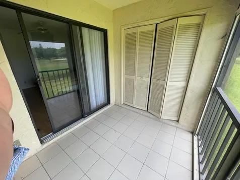 4698 Lucerne Lakes Boulevard E Lake Worth FL 33467