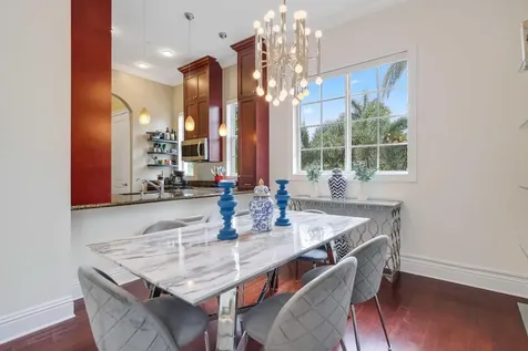 285 SE 6th Avenue Delray Beach FL 33483