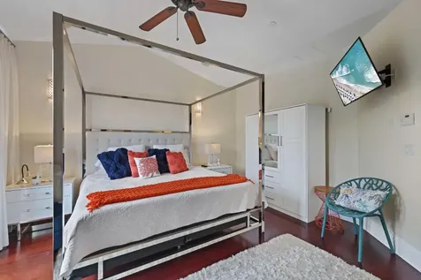 285 SE 6th Avenue Delray Beach FL 33483