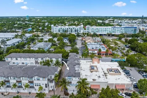 285 SE 6th Avenue Delray Beach FL 33483