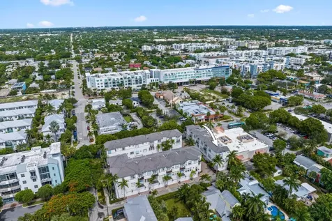 285 SE 6th Avenue Delray Beach FL 33483