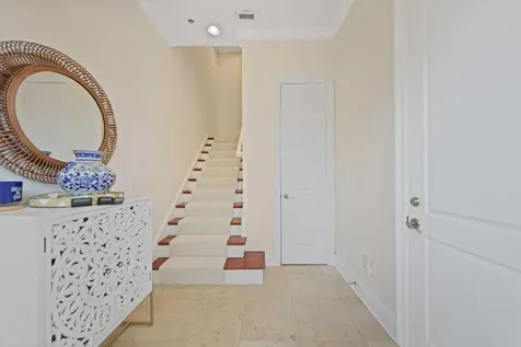 285 SE 6th Avenue Delray Beach FL 33483