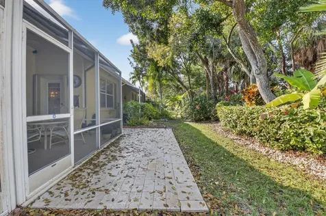 6165 Petunia Road Delray Beach FL 33484