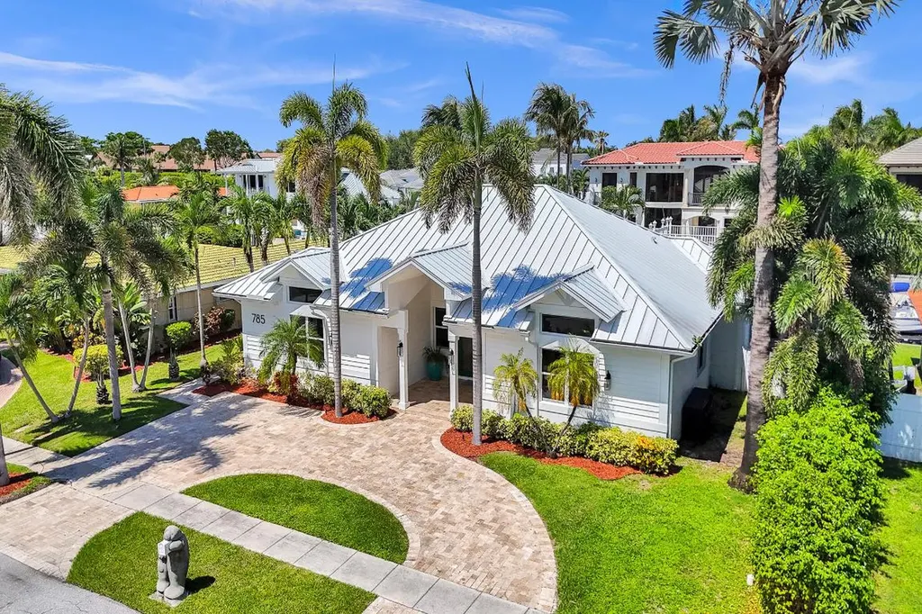 785 NE 71st Street Boca Raton FL 33487