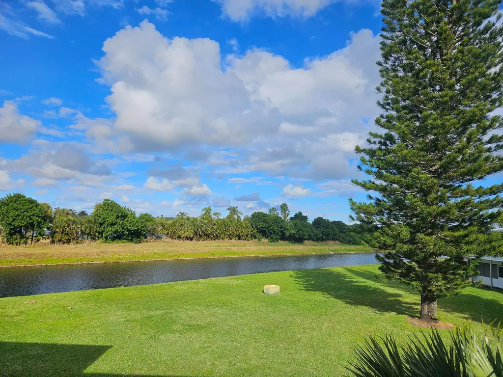 1845 NW 18th Street Delray Beach FL 33445