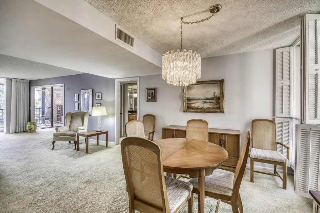 5250 Woodland Lakes Drive Palm Beach Gardens FL 33418