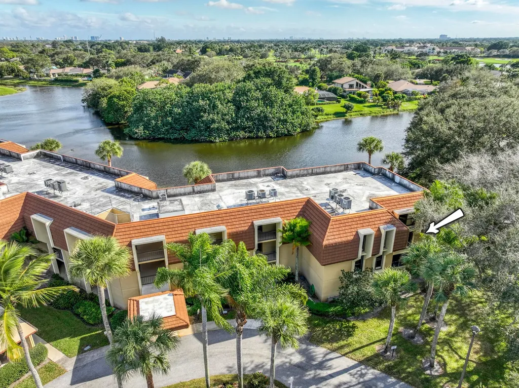 5250 Woodland Lakes Drive Palm Beach Gardens FL 33418