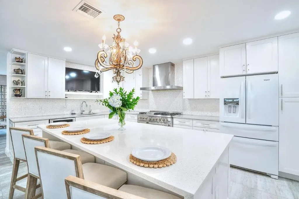 246 Elwa Place West Palm Beach FL 33405