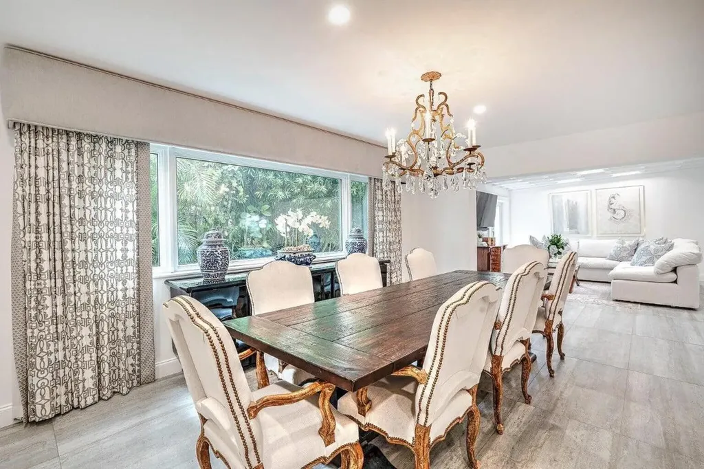 246 Elwa Place West Palm Beach FL 33405